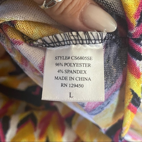 NWT-BRINA & EM - MULTICOLORED SHORT SLEEVE TOP - Picture 8 of 8